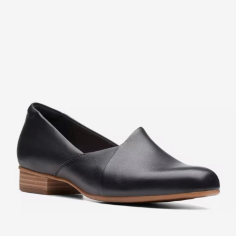 Clarks collection  Flats with Cushioned Insole